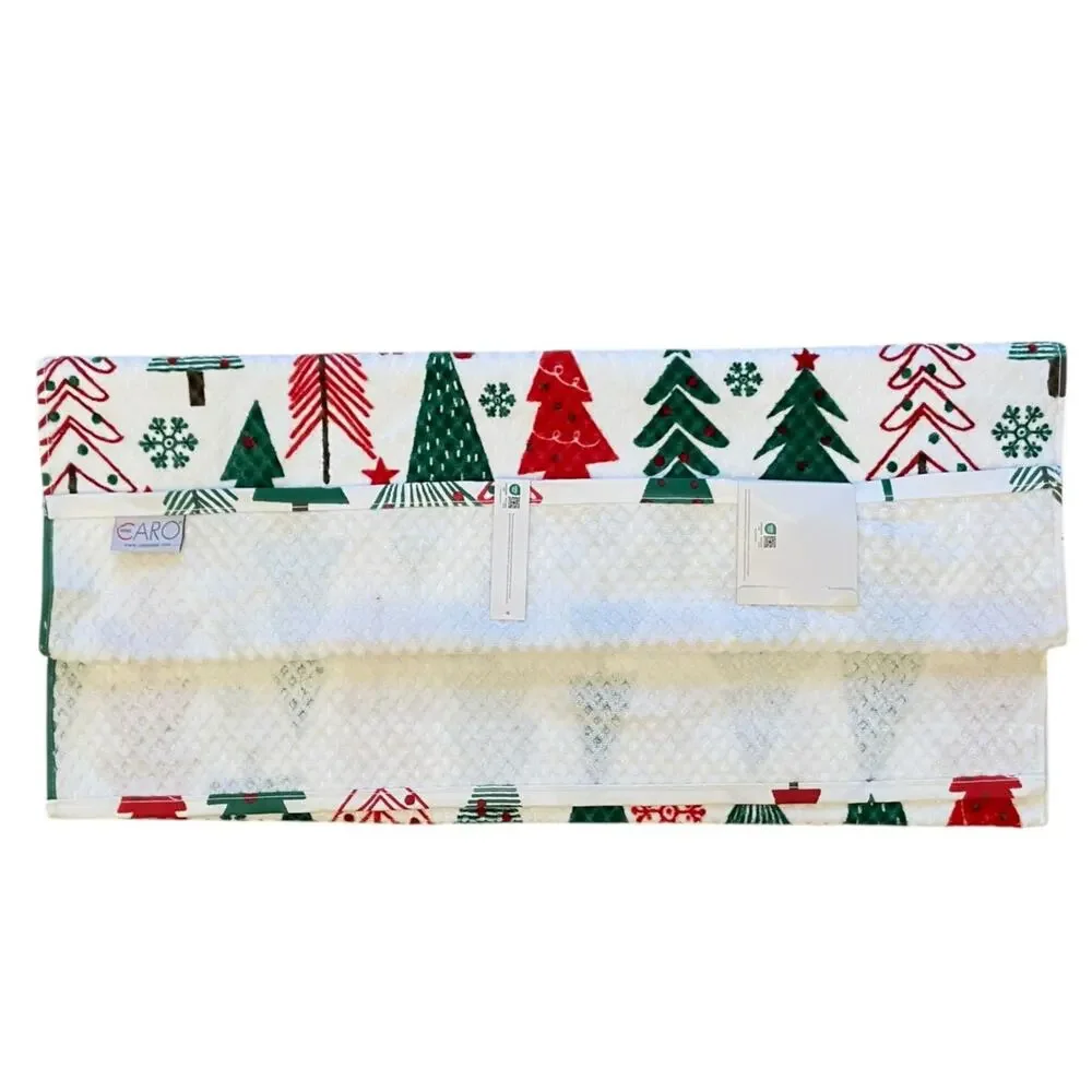 Caro Home Christmas Tree & Snowflakes Bath Towels Set of 2 Holiday Bath New